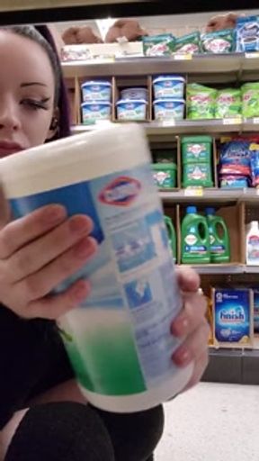 Solo gorge profonde au magasin 🥵🥵