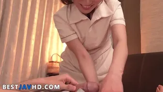 Nana Nakamura gets fingered in stockings before a deep blowjob