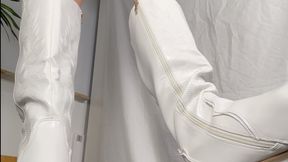 A Shoejob Dream comes true - Bootjob from a Cheerleader in white Cowboy boots - Boot fetish, Boot Domination, Cock crush, Cock Trampling, Giantess, POV, Tramplegirl as a DCC tramples her shoe slave´s cock until it ends in a huge cumplosion