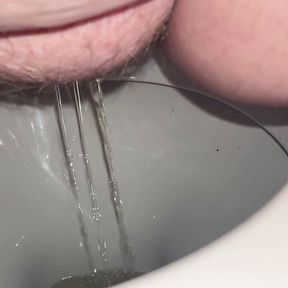 Bbw having a piss