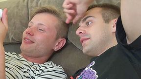 Moonek and Mat - CruisingPorn