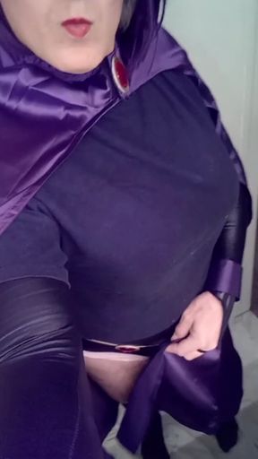 Transgender RAVEN Cosplayer huge FART POWERS