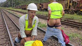 operarios foderam gostoso com o chefe durante a pausa almoco (teaser)