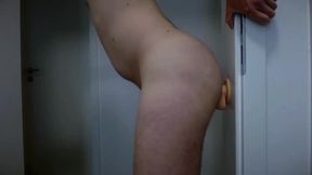 Quick dildo ride in the morning, after a week of no fuck