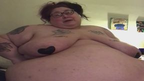 I struggle to weigh my massive belly