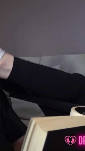 Harmony's Distracting Feet - (dreamgirls in Socks)