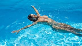 Hot Latinx Yorgelis craves attention