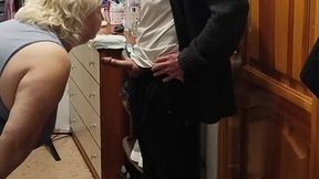 Mother-in-law the Courier with Sex