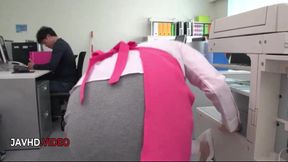 Asian Office Lady Chihiro Akino Delivers Hardcore Blowjob and Craves Creampie Finish