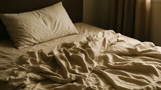 Watch Valentino Moretti dominate and seduce you while she teases you with her slow and sensual JOI