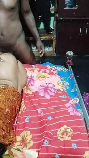 Desi Hot aunty tight pussy xxx , desi village aunty tight pussy sex video , First time Anal sex Try in Bangladesi aunty
