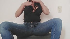 Jeans ass worship