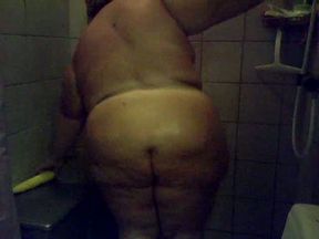 Shameless SSBBW wife mother-in-law takes shower on camera