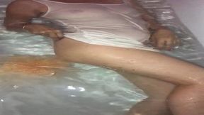 une salle de bain d’abord...