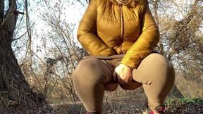 Mature older woman pees on hairy snatch after a good hammer