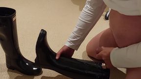 Wanked into her Hunter boots