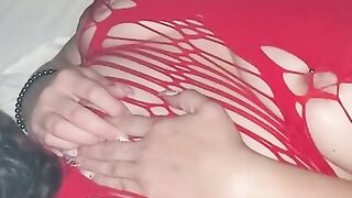 Blindfolded ex-wife lets a stranger eat her out while BF films