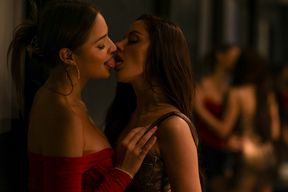 How i met my girlfriend Vanna Bardot