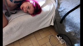 A French Girl Is Filling up Her Pussy - French Amateur