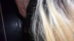 levando pica e bebendo leite na balada