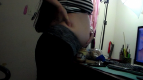 Comparing Bloated Bellies With Bella