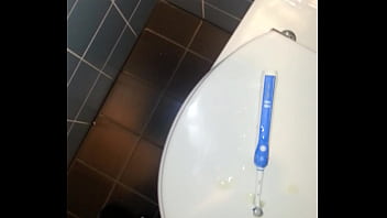 Cum over my workmate  his toothbrush.