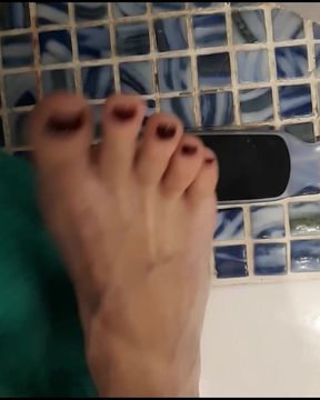 Toes Routine May Cause Spontaneous Erection