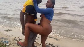 who can fuck me in the beach let me know??? because this is the best way of making love