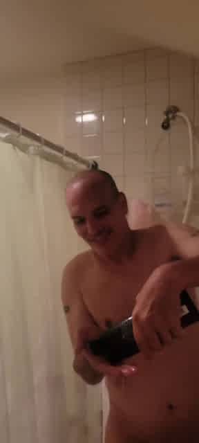 Handsome Darin nude Video only for single 18 to 29 age young solo pretty looking women and lesbian looking for relationship i will be you this not for gay on this XFEED.COM  i only  love to have women and lesbian to share love with 1(808)692-6927