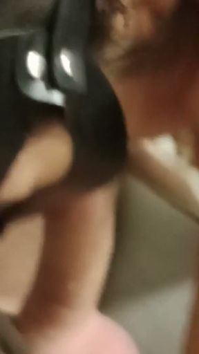 Petite Asian amateur sucks a stranger   Clip 2