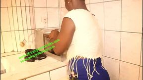 the landlady who cheats on her husband with her housekeeper, the security guard of the residence. surprised by the husband in a very hot torrid fuck, he requests to fuck three in a threesome in front