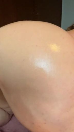 PAWG Woman Super Horny Super Wet and Super Tasty Ride Big Dildo Till Amazing Cum