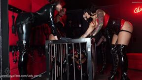 Strapon pegging Gang Bang by 4 Dommes and 1 slave