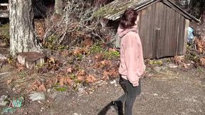 Girlfriend Experience in cabin & outdoors.