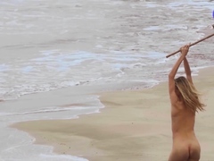 Sexy naked MILF playing with her baloons