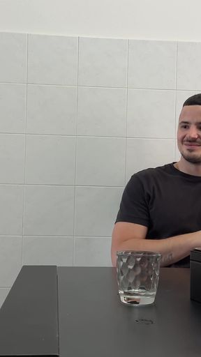 Nymphomaniac Blonde Doesn't Have a Tip to Give to the Courier Who Brings Her Water so She Offers Him a Coffee and Gives Him a Blowjob