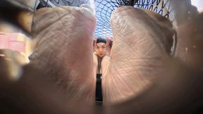 3DVR180 4 Giant buttocks POV humiliates the dwarf