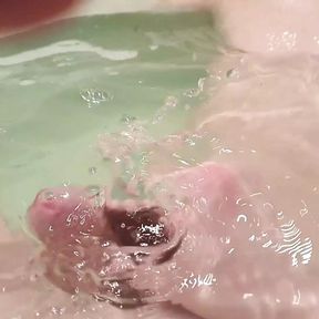 Masturbating and cumming in the bathtub