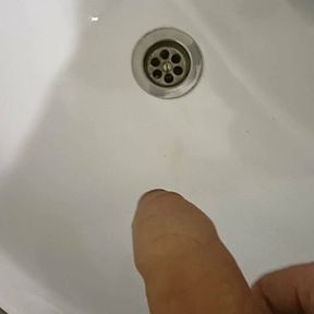 Jerk off at work in the sink