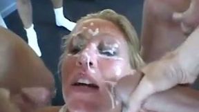 Amateur blonde mom gets her face covered with jizz