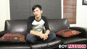 ”Good looking backdoor bandit strokes his prick & cumshots”