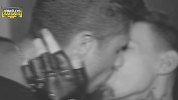 ENSAIO FOTOGRAFICO TERMINA EM PUTARIA