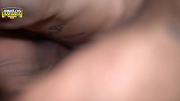 ENSAIO FOTOGRAFICO TERMINA EM PUTARIA
