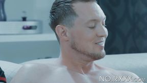 Witness how cocksuckers Pierce Paris and Taye Scott drill one anothers asses
