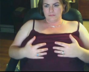 Webcam solo with amateur fattie rubbing her big boobs