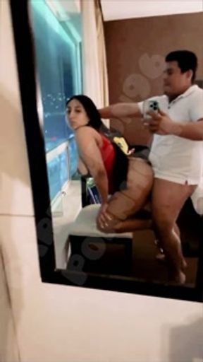 I'll share with you one of my only live shows!! Subscribe 🥰