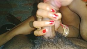 Desi Bhabhi Blowjoob With Faking Desi Style Indian Village Husband Wife Lund Chusnai And Cum Drink. My Wife&#039;s Aunty Handjob
