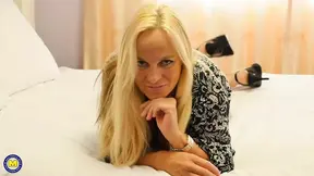 Hot Mature Stepmom Takes Charge In Sensual One On One Encounter
