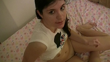 Purefilmstv - Inexperienced girl wants the job so she masturbates and sucks boss's cock