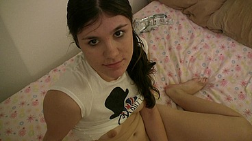 Purefilmstv - Inexperienced girl wants the job so she masturbates and sucks boss's cock